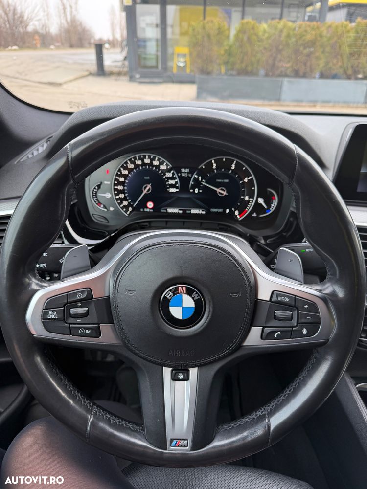 BMW Seria 5 520d xDrive AT - 5