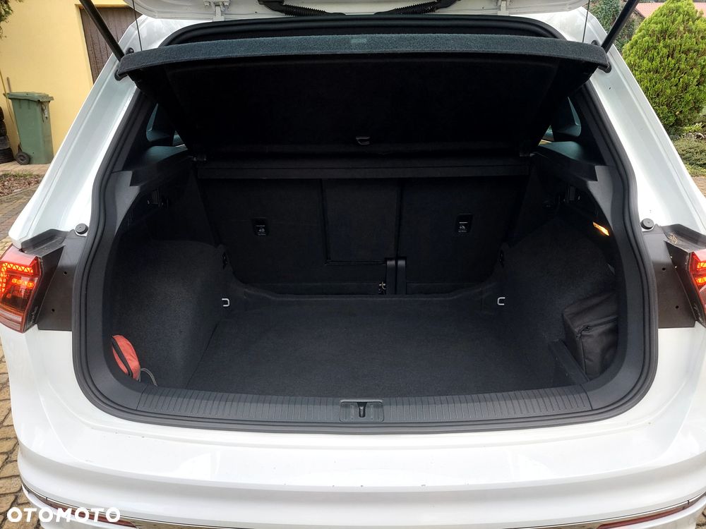 Volkswagen Tiguan 2.0 TDI SCR 4MotION DSG R-Line - 14