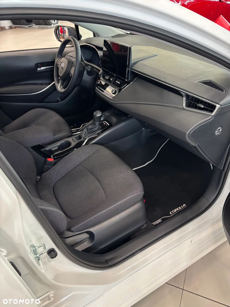 Toyota Corolla - 23