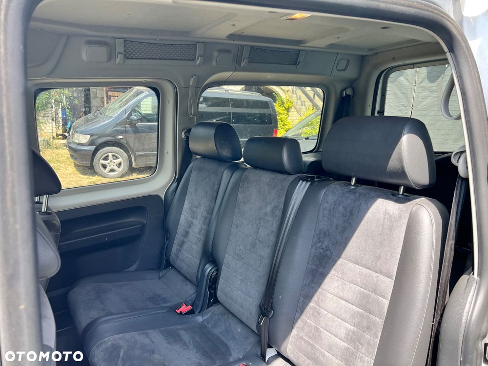 Volkswagen Caddy 1.6 (7-Si.) DSG Edition 30 - 7