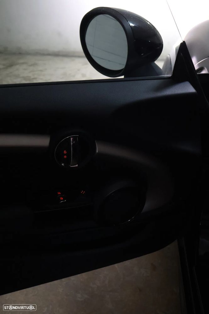 MINI 3 Portas Cooper Auto - 17