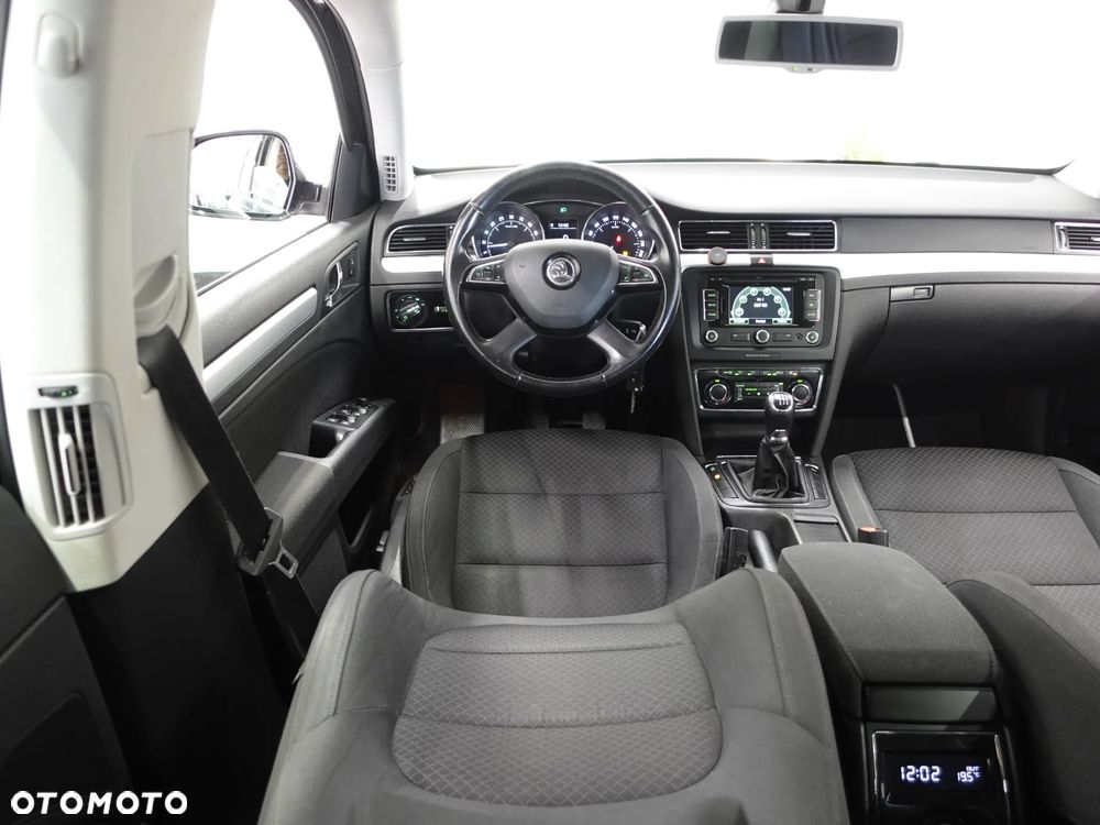 Skoda Superb 1.6 TDI Green tec Ambition - 29