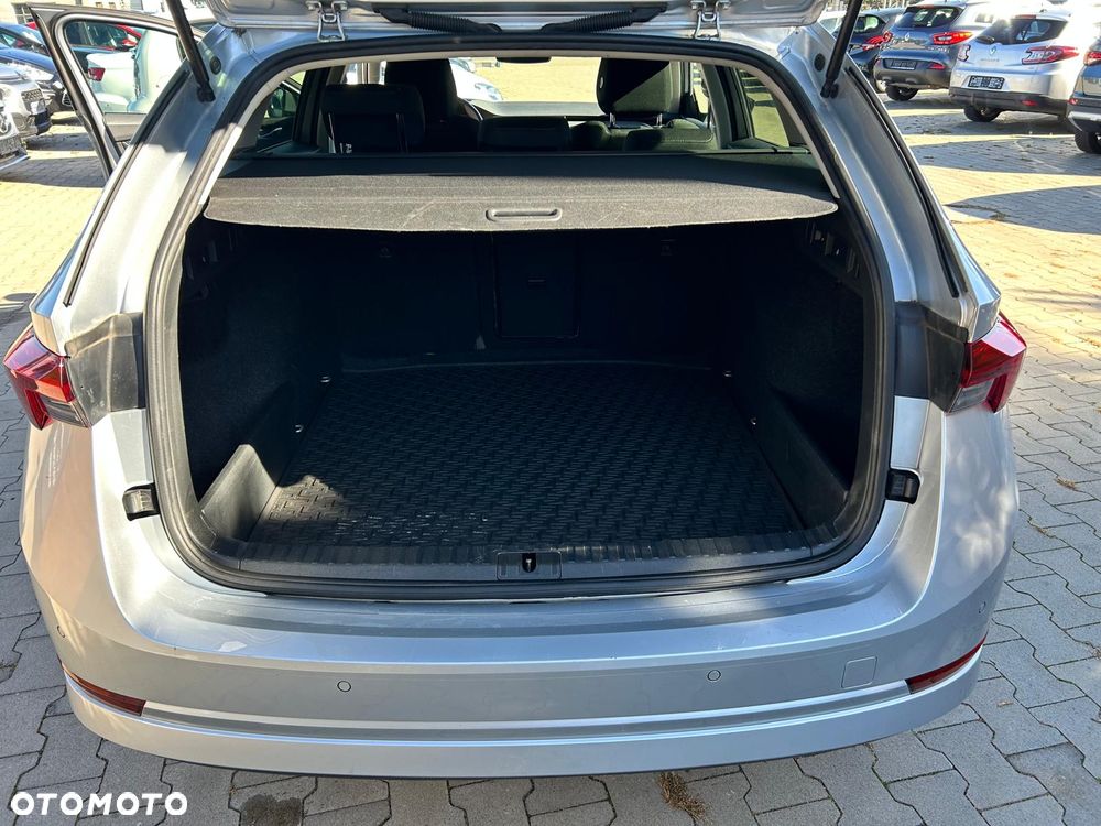 Skoda Octavia 2.0 TDI Elegance DSG - 25