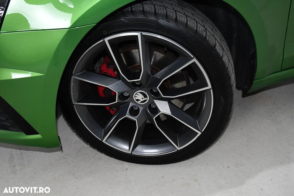 Skoda Octavia 2.0 TDI (Green tec) DSG RS - 25