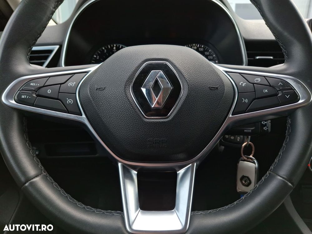 Renault Clio - 27