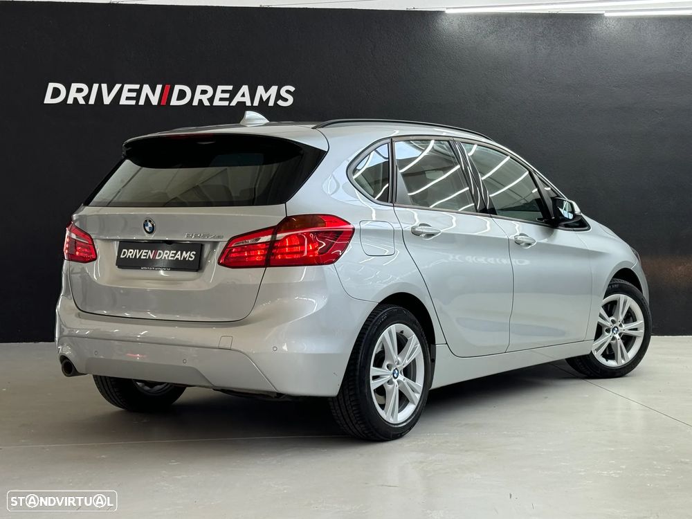 BMW 225xe Active Tourer iPerformance Sport Line - 2
