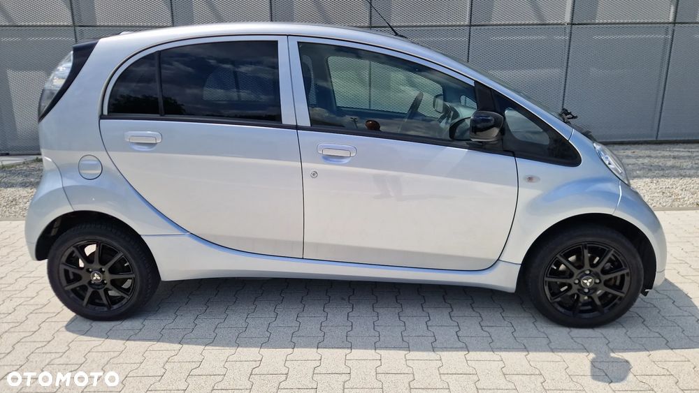 Mitsubishi i-MiEV - 9