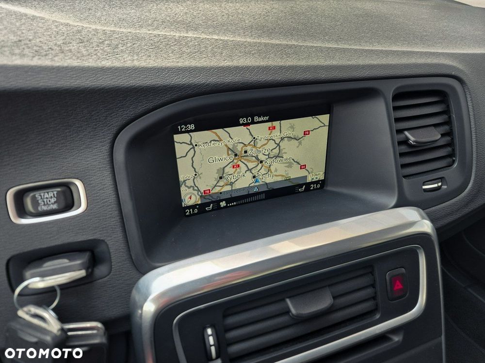Volvo S60 D3 Momentum - 18