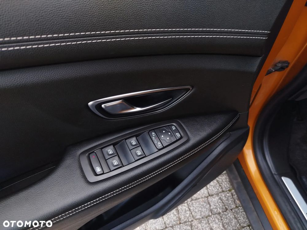 Renault Scenic ENERGY TCe 130 S&S Paris - 20