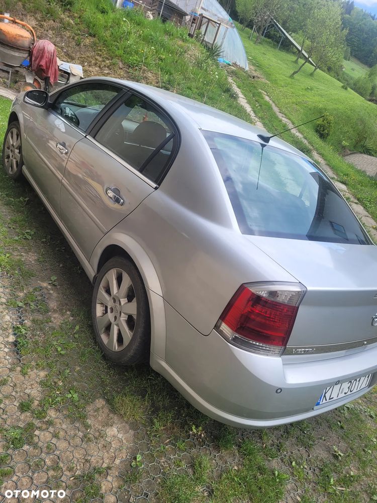 Opel Vectra 1.9 CDTI Cosmo - 3
