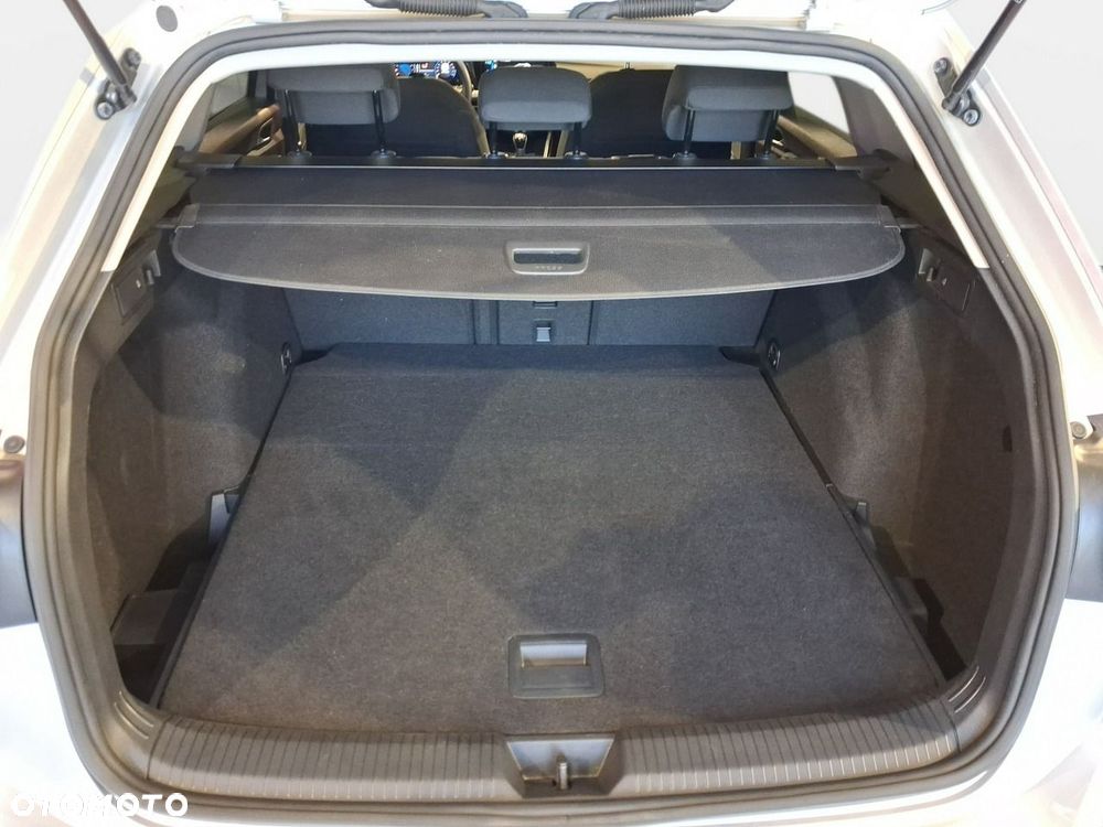 Volkswagen Golf Variant - 15