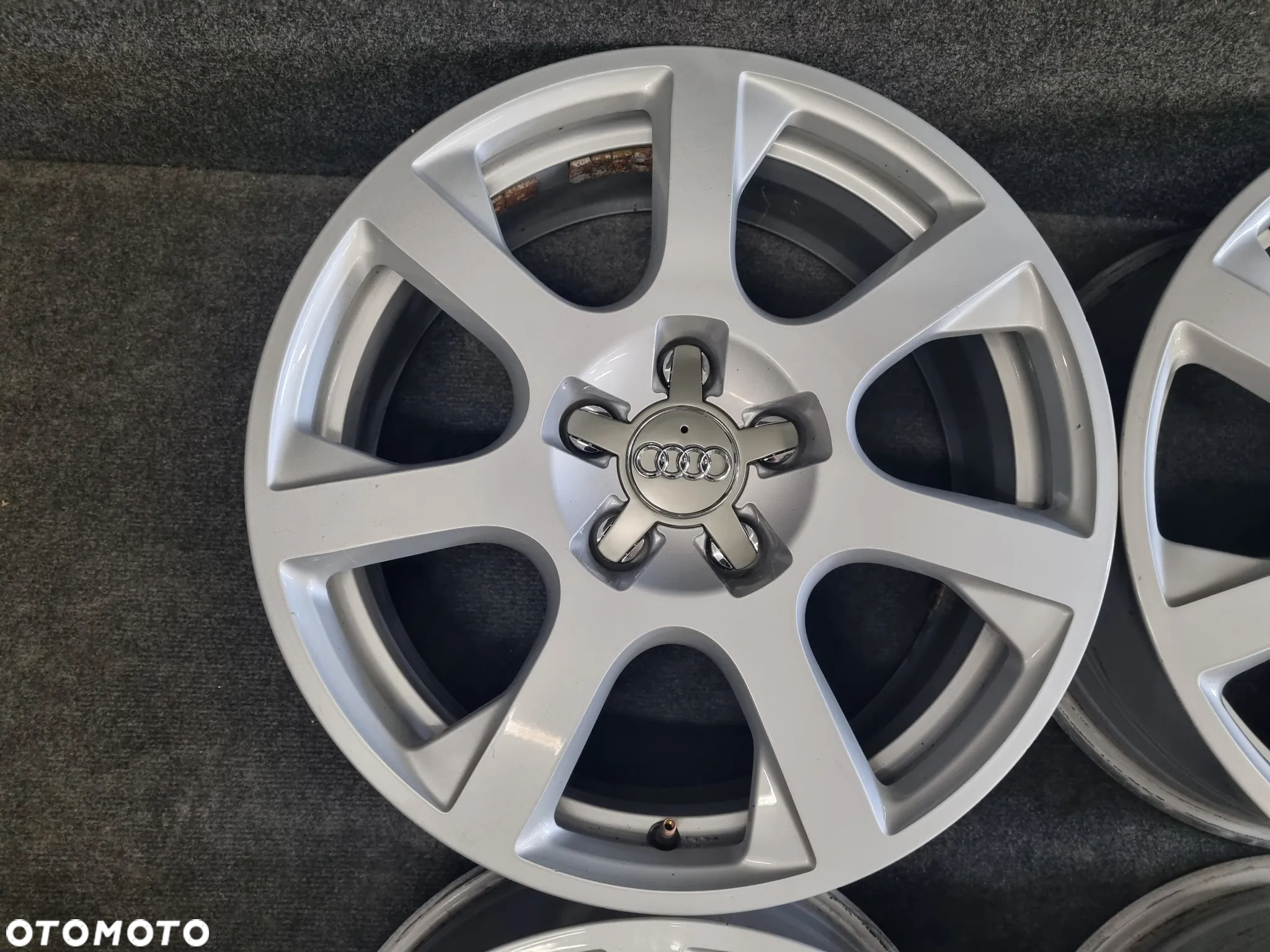 Alufelgi Audi Q5, A4 B8, B9, A3, Q3 17 cali 5x112 4szt. - 3