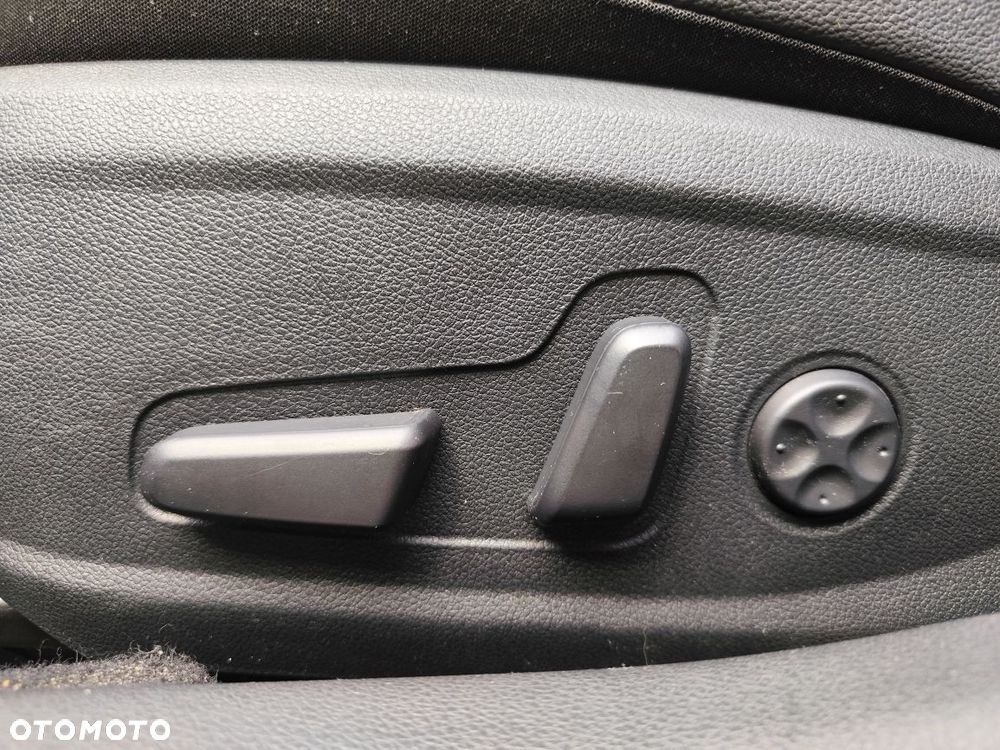 Kia Optima Plug-in Hybrid - 20