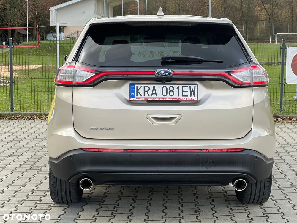 Ford Edge 2.0 TDCi 4WD Titanium - 39