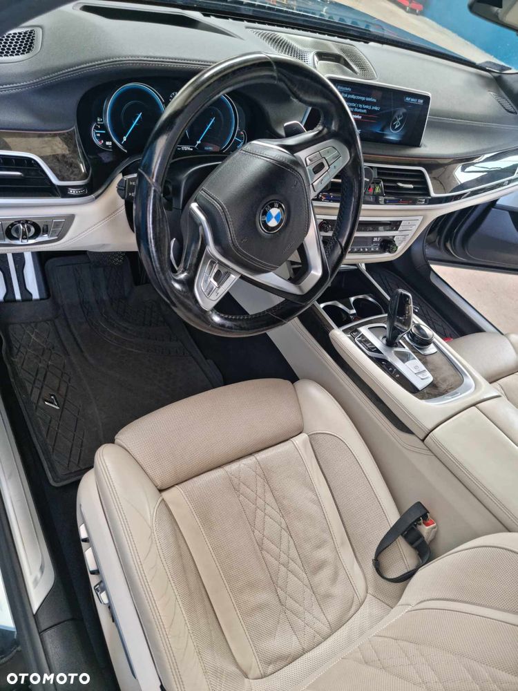 BMW Seria 7 750Ld xDrive - 10