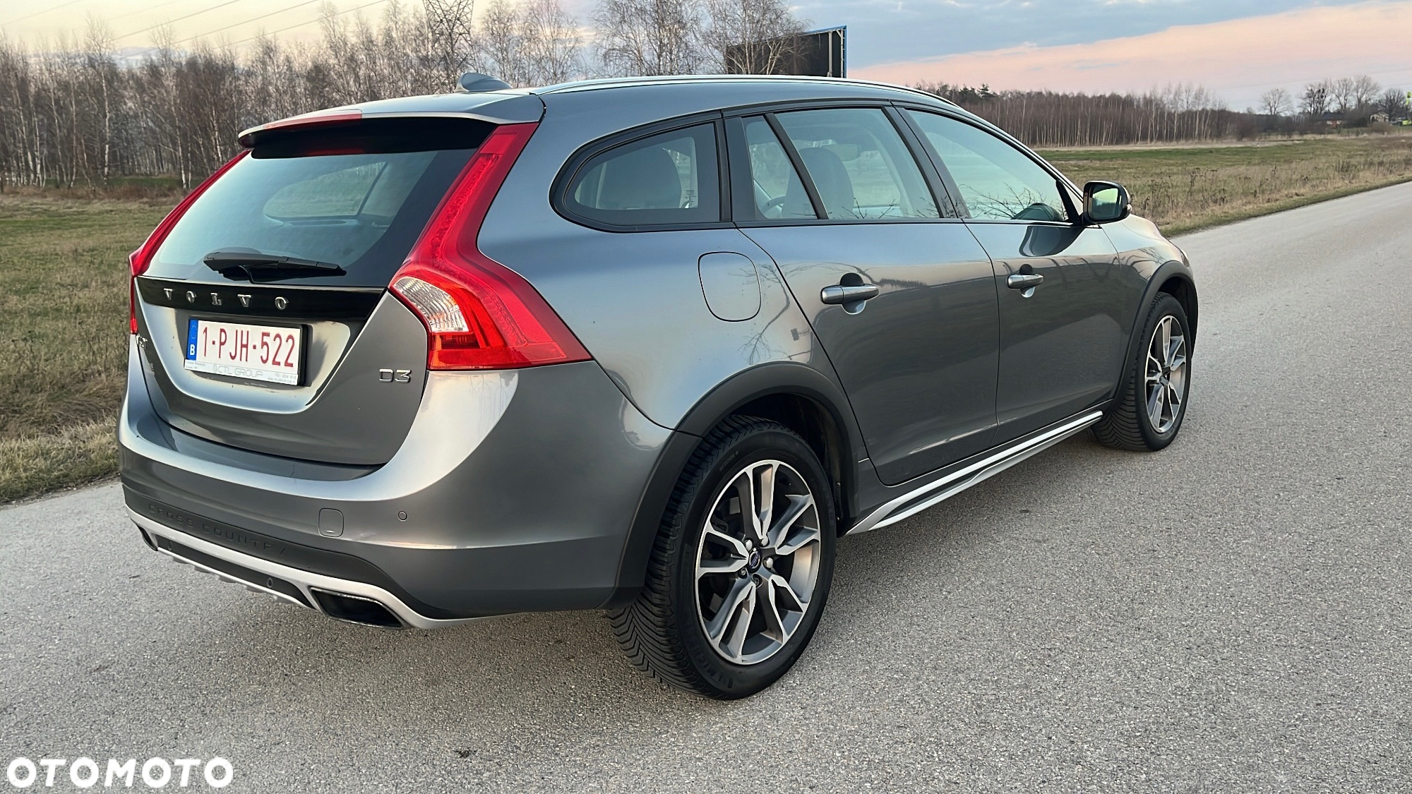 Volvo V60 Cross Country D3 Geartronic - 24