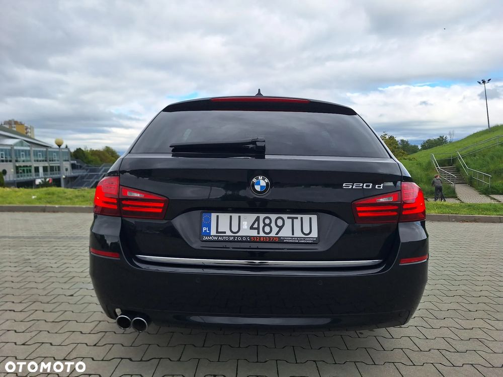 BMW Seria 5 520d Luxury Line - 2