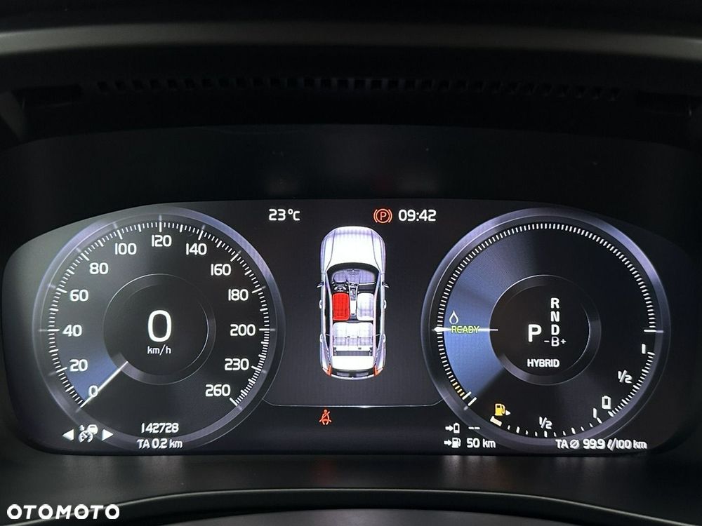Volvo XC 40 T4 Plug-In Hybrid Core - 21