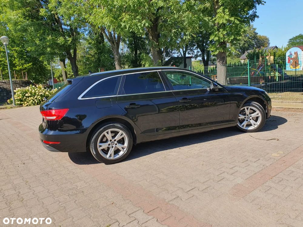 Audi A4 Avant 2.0 TDI S tronic - 35