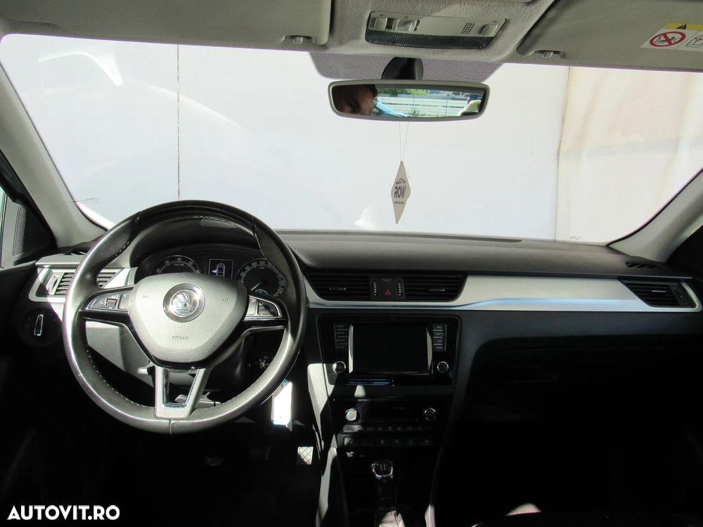 Skoda RAPID 1.0 TSI Ambition - 10