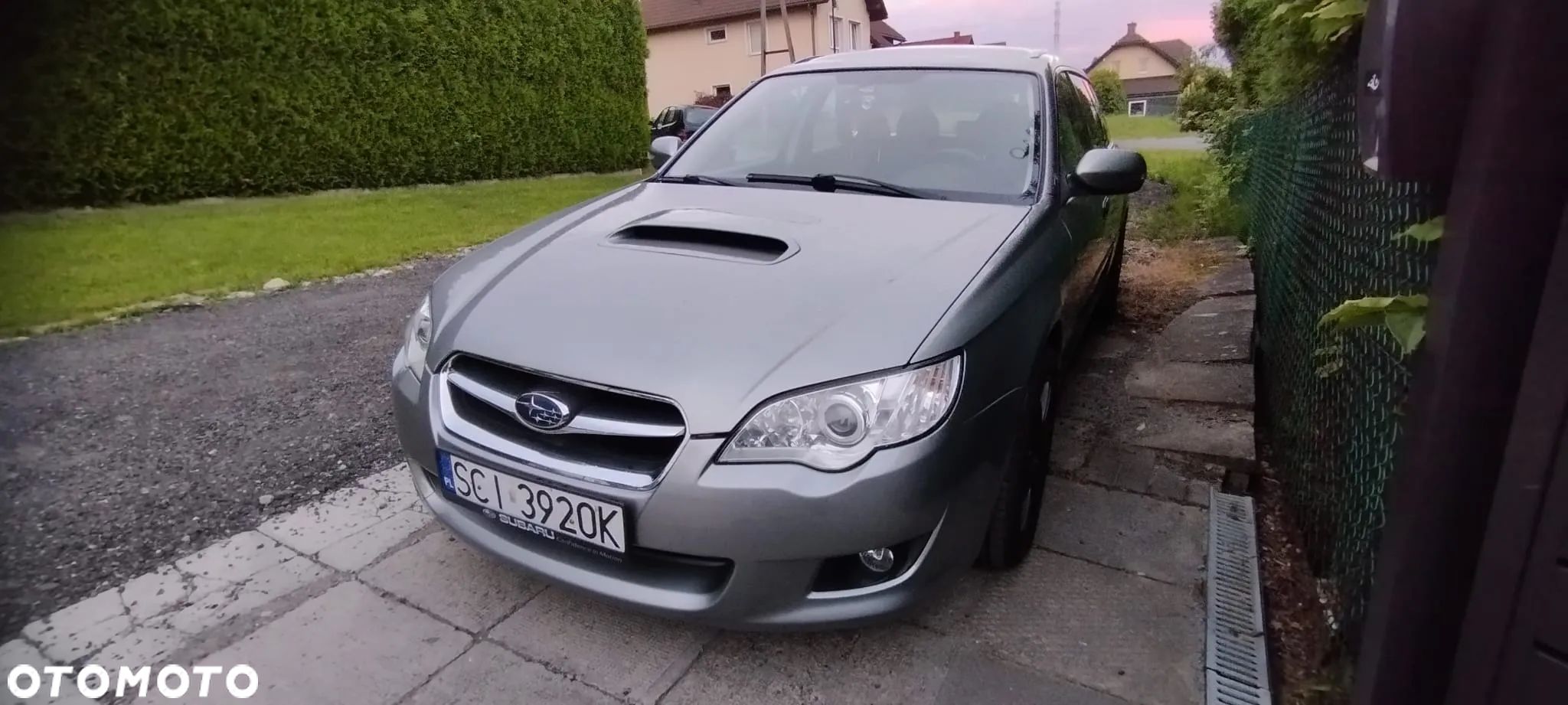 Subaru Legacy - 1