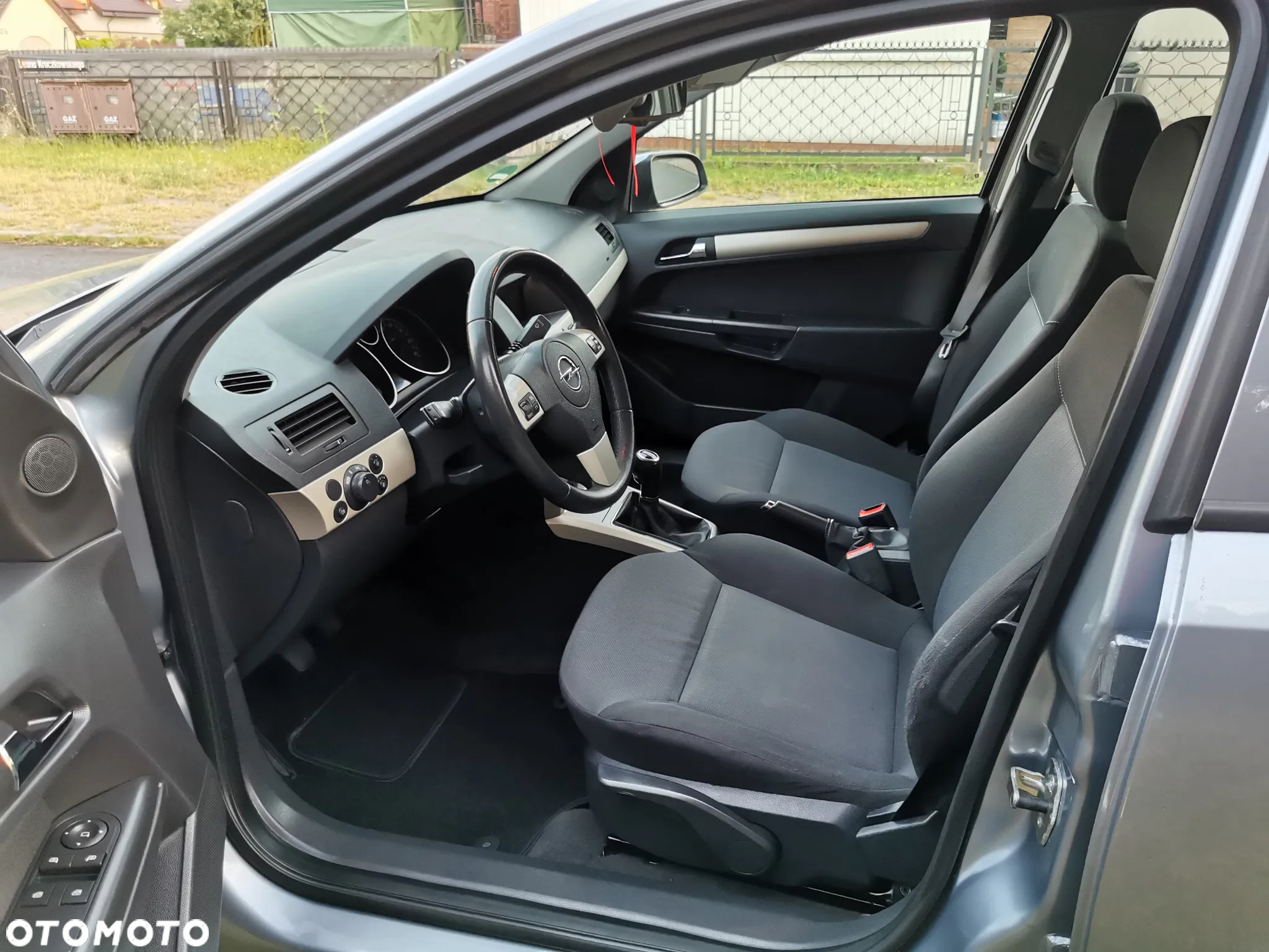 Opel Astra III 1.6 Essentia - 8