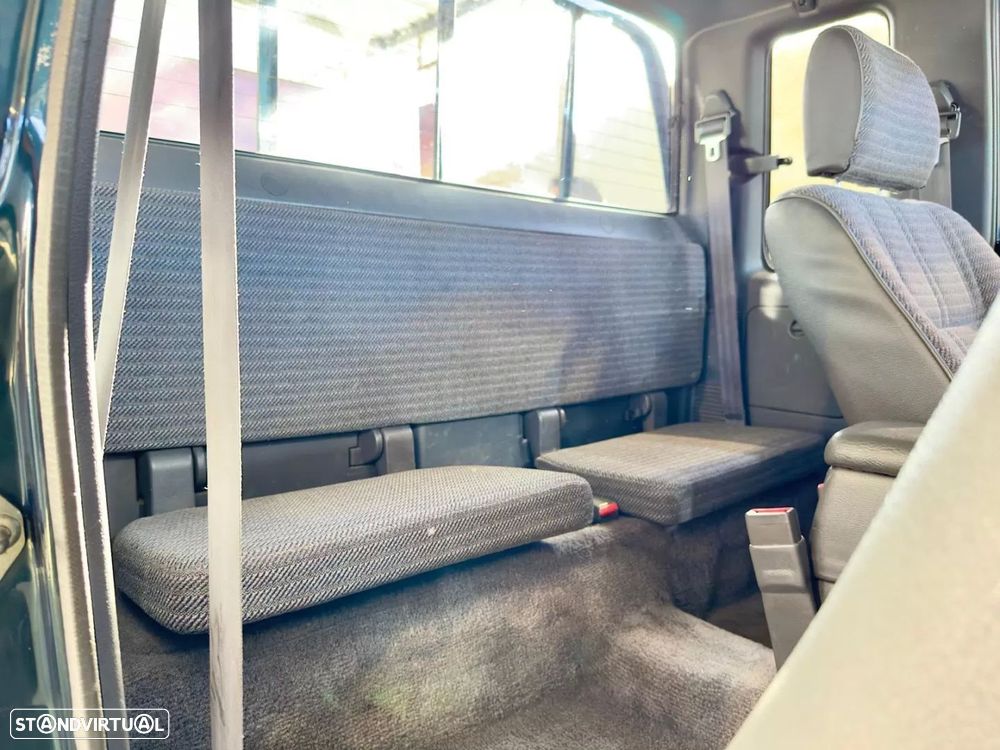 Toyota Hilux 2.4 D LN90L XCab - 15