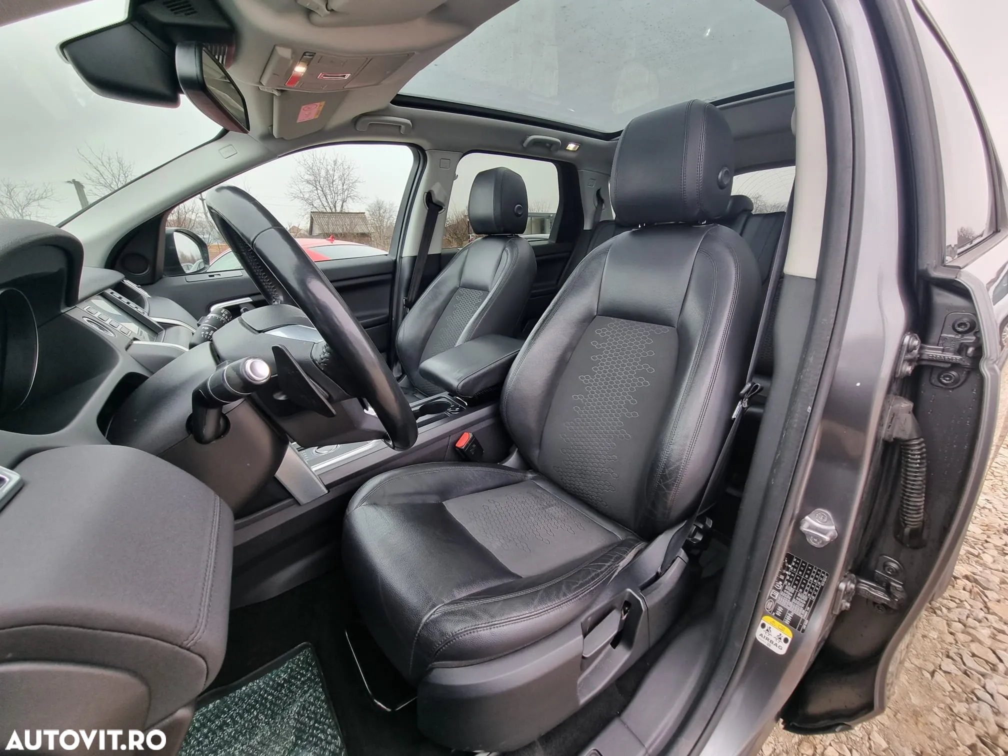 Land Rover Discovery Sport 2.0 D180 R-Dynamic MHEV SE - 9