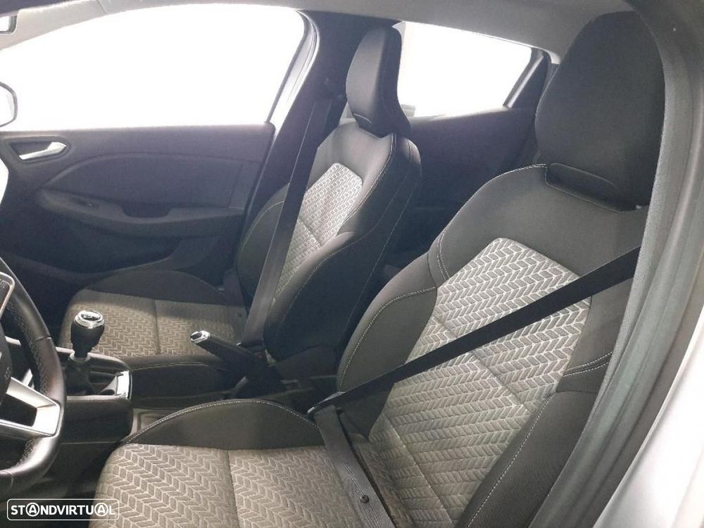 Renault Clio 1.0 TCe Evolution Bi-Fuel - 3