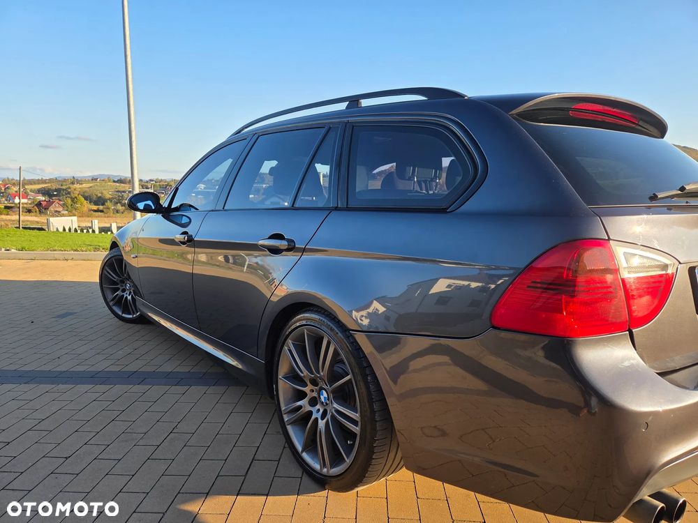 BMW Seria 3 325i - 5