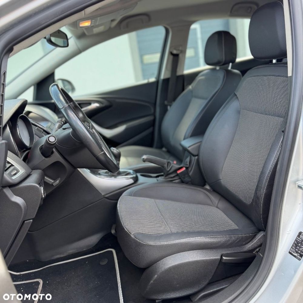 Opel Astra - 16