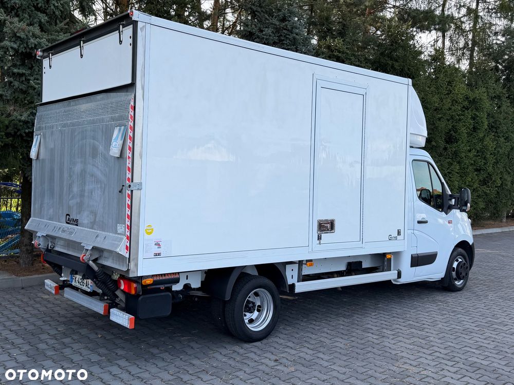 Renault Master III - 11