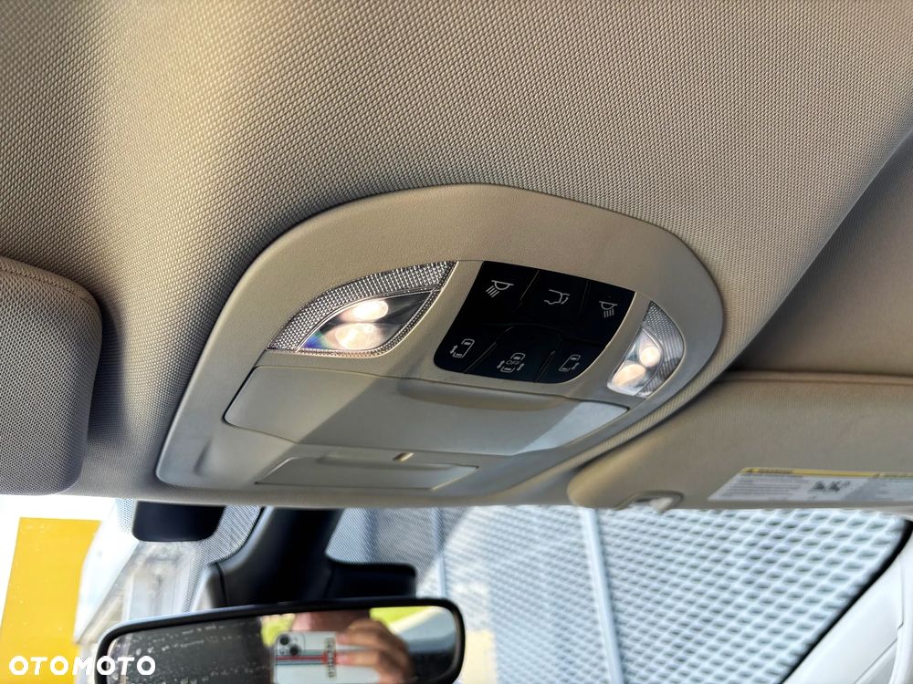 Chrysler Pacifica - 20