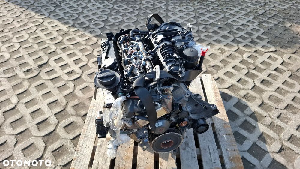 SILNIK KOMPLETNY N47D20C EURO5 BMW E90 E91 2011 ROK - 4