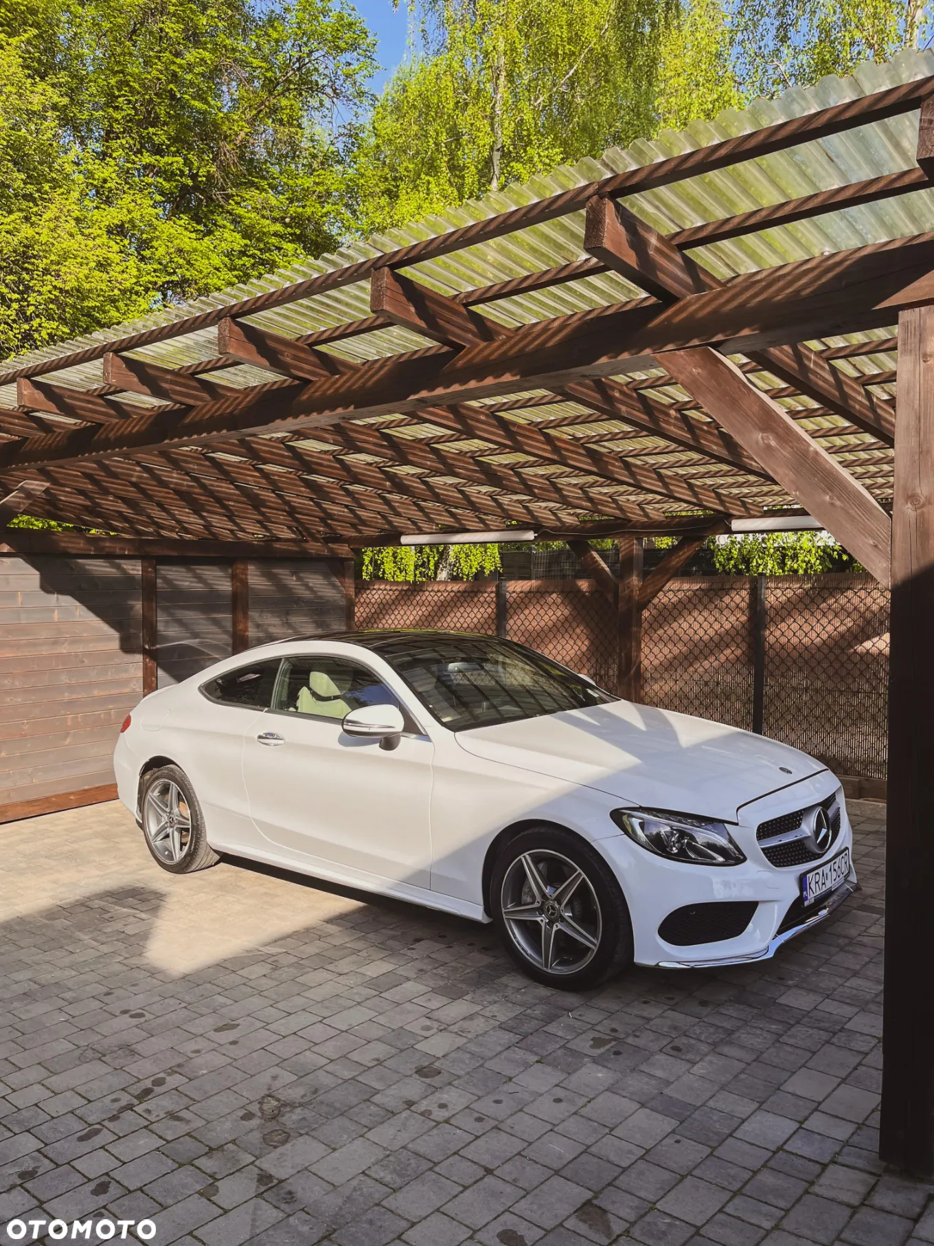 Mercedes-Benz Klasa C 300 9G-TRONIC - 15