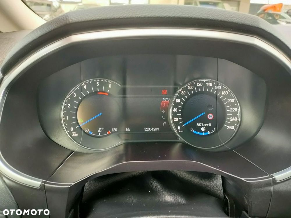 Ford S-Max - 28