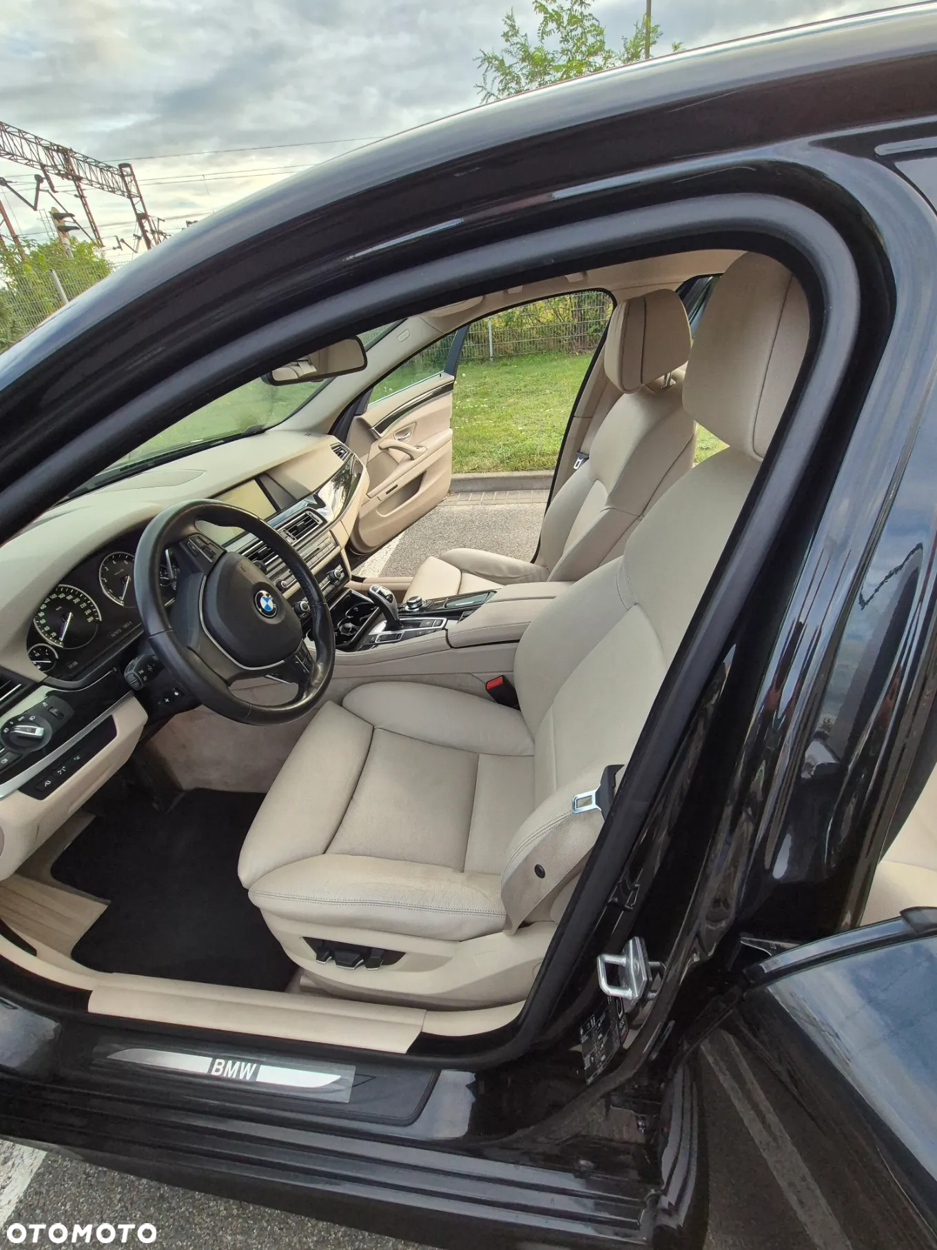 BMW Seria 5 535i xDrive - 4