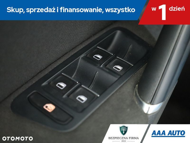 Volkswagen Golf Variant - 17