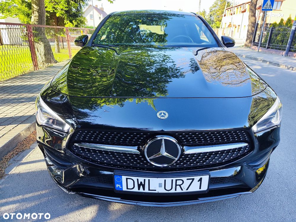Mercedes-Benz CLA 250 7G-DCT AMG Line - 2