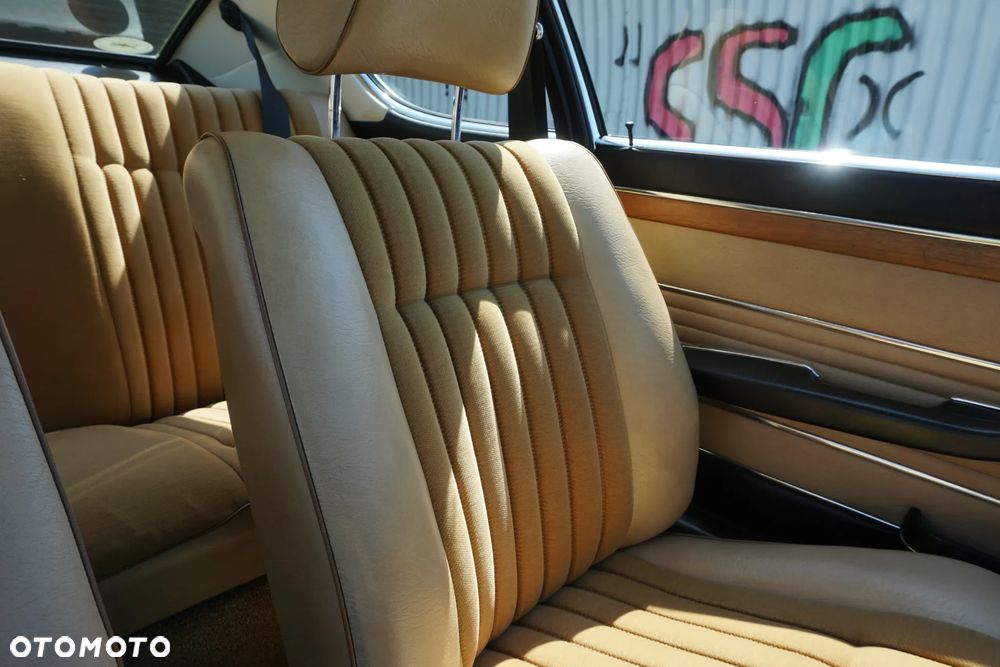 Audi 100 - 26