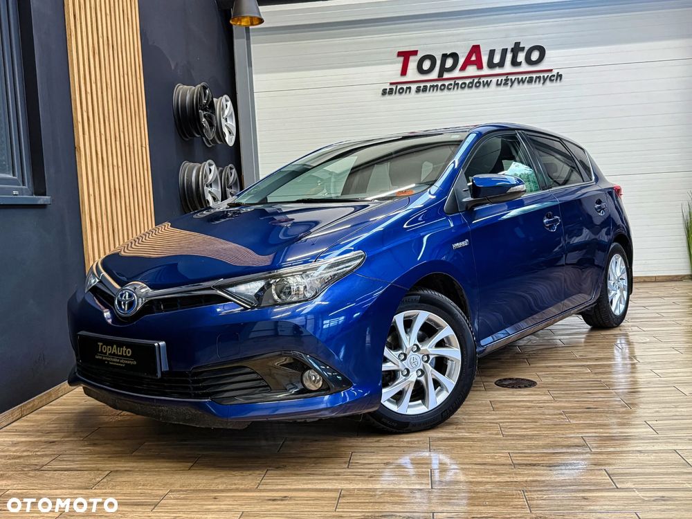 Toyota Auris - 1