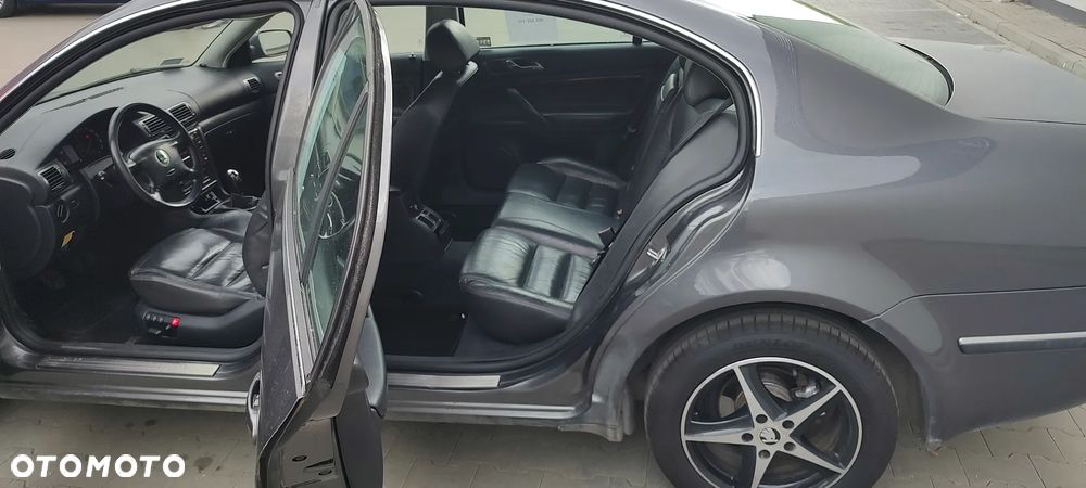 Skoda Superb 1.9 TDI Platinum - 8