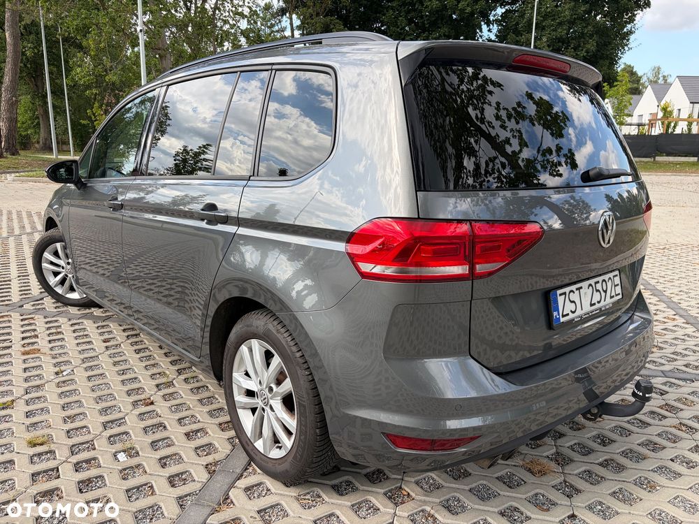 Volkswagen Touran - 6
