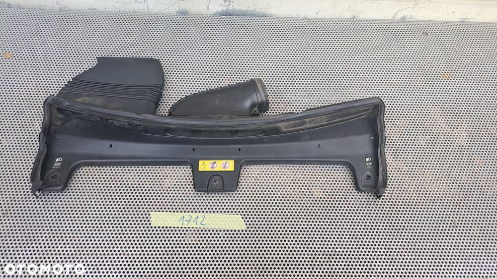 Mercedes W206 C Osłona Pasa Górna Przód Nakładka Wlot Rura Przewód Powietrza
