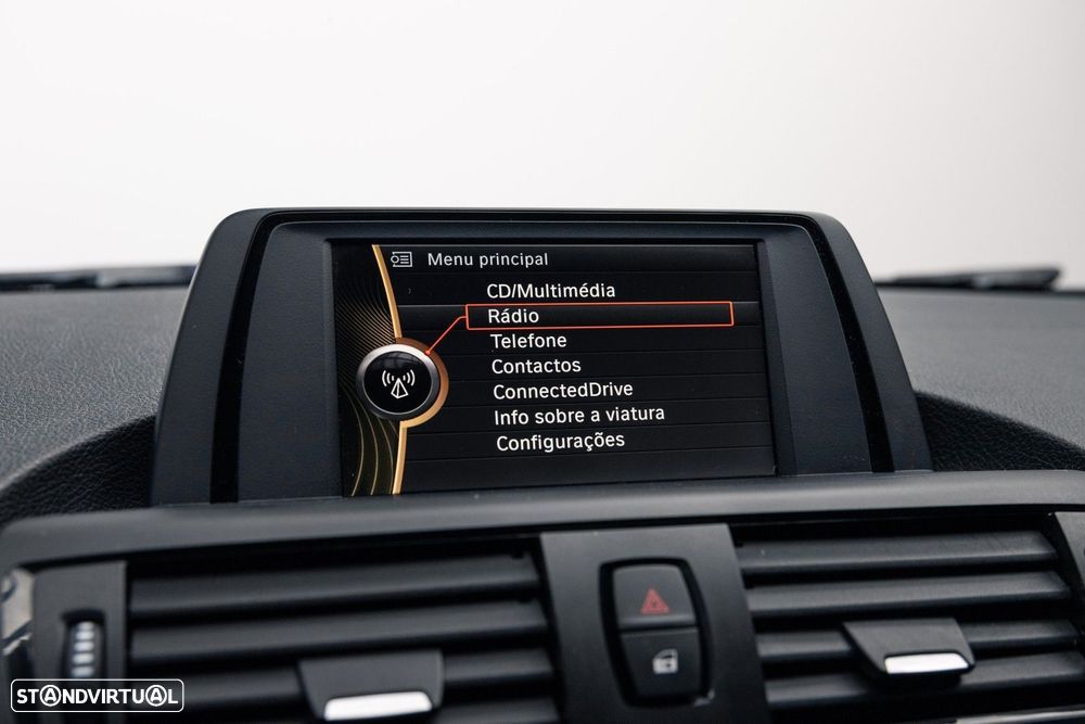 BMW 116 d Pack M - 37