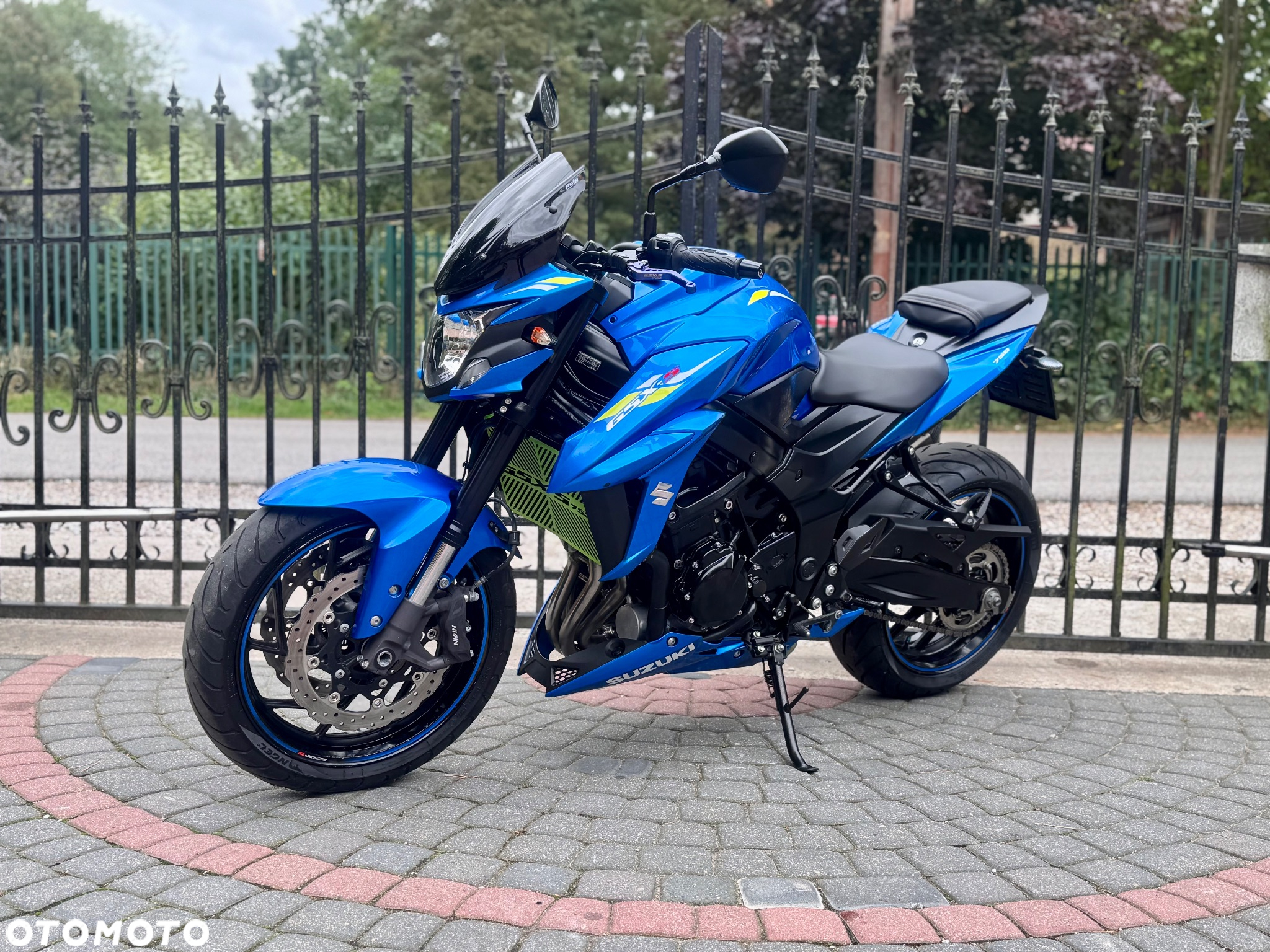 Suzuki GSX - 5