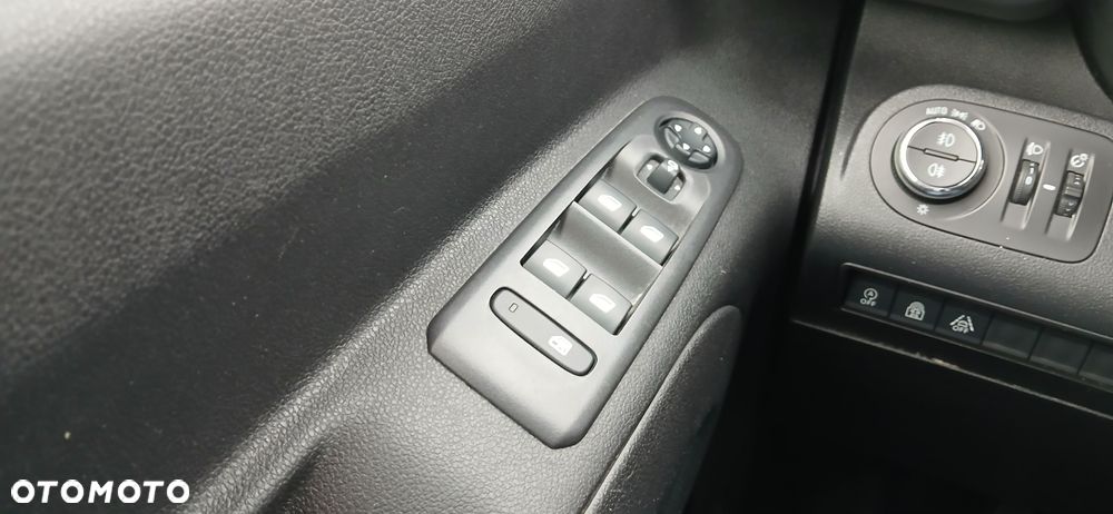 Opel Combo 1.5 D Start/Stop Edition - 17