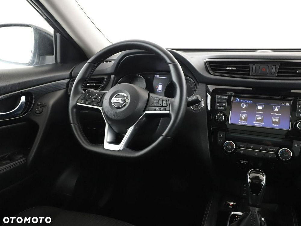 Nissan X-Trail 2.0 dCi Xtronic N-Connecta - 17