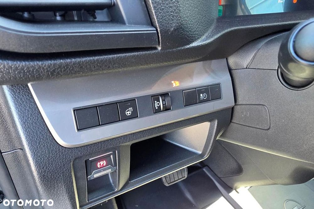 Opel Vivaro XL L2H1 EAT8 Zabudowa Brygadowa 2.2 180KM - 10