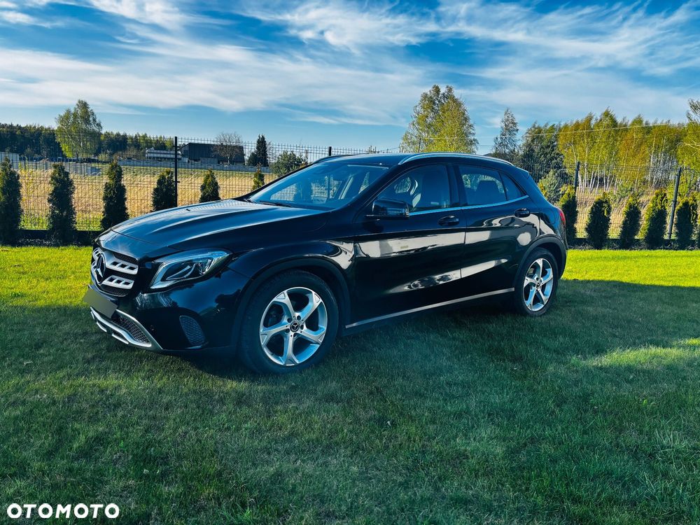Mercedes-Benz GLA 180 7G-DCT UrbanStyle Edition - 9